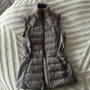 Lululemon down for it all vest size 0